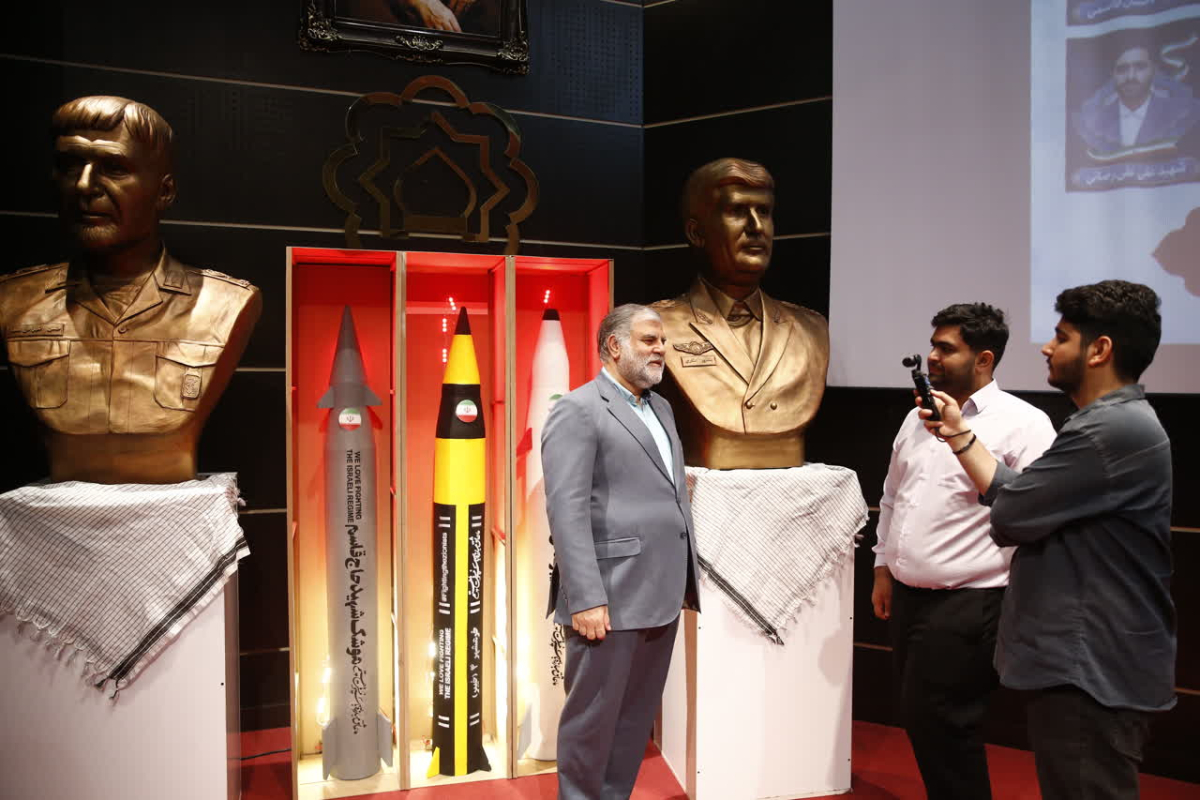 کوچه‌های آسمانی یادمان ایثار و شهادت در جامعه‌اند